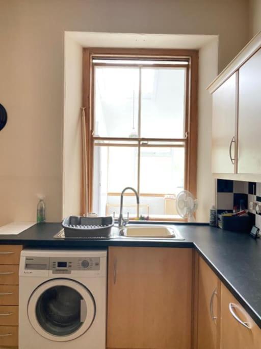 St John'S Flat Spacious Accomodation Dalry  المظهر الخارجي الصورة